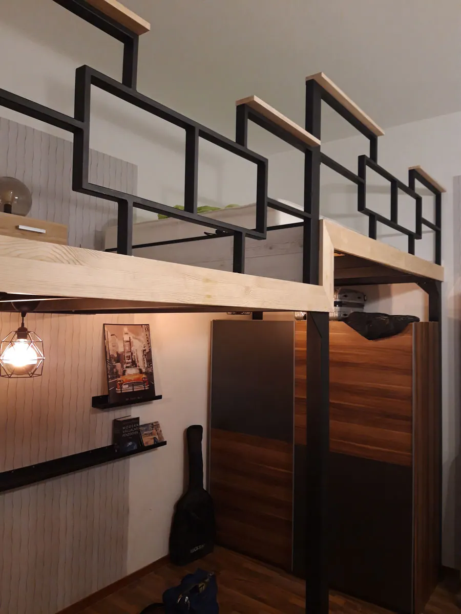 Egyedi femgaleria korlat – egyedi fémszerkezet a Lakatosháztól